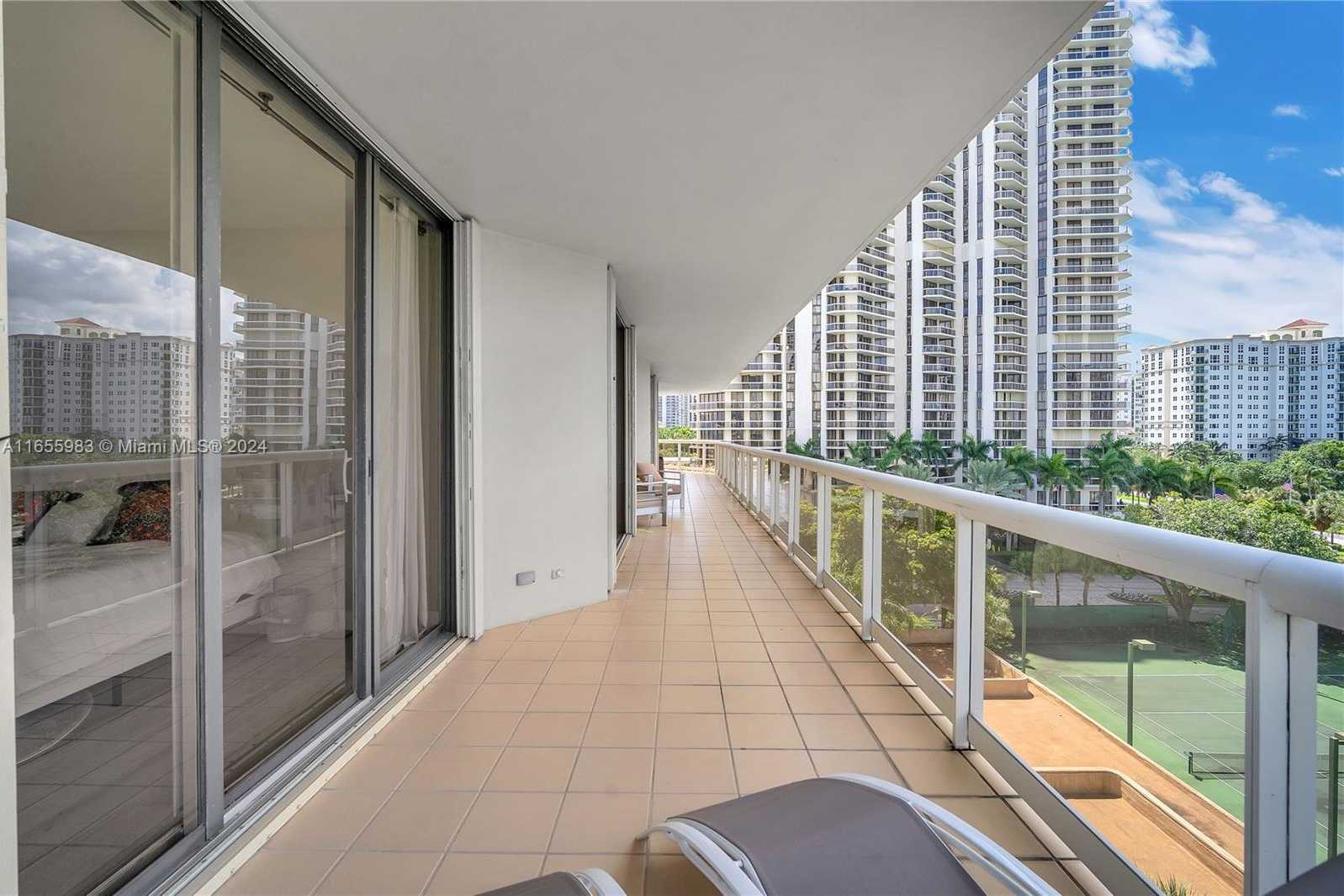 Small Image of 20191 EAST COUNTRY CLUB DR #601, Aventura Number 54