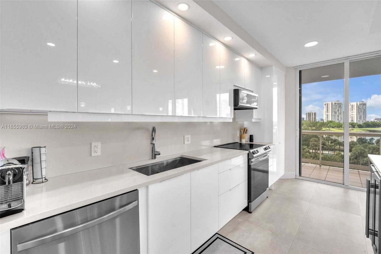 Small Image of 20191 EAST COUNTRY CLUB DR #601, Aventura Number 7
