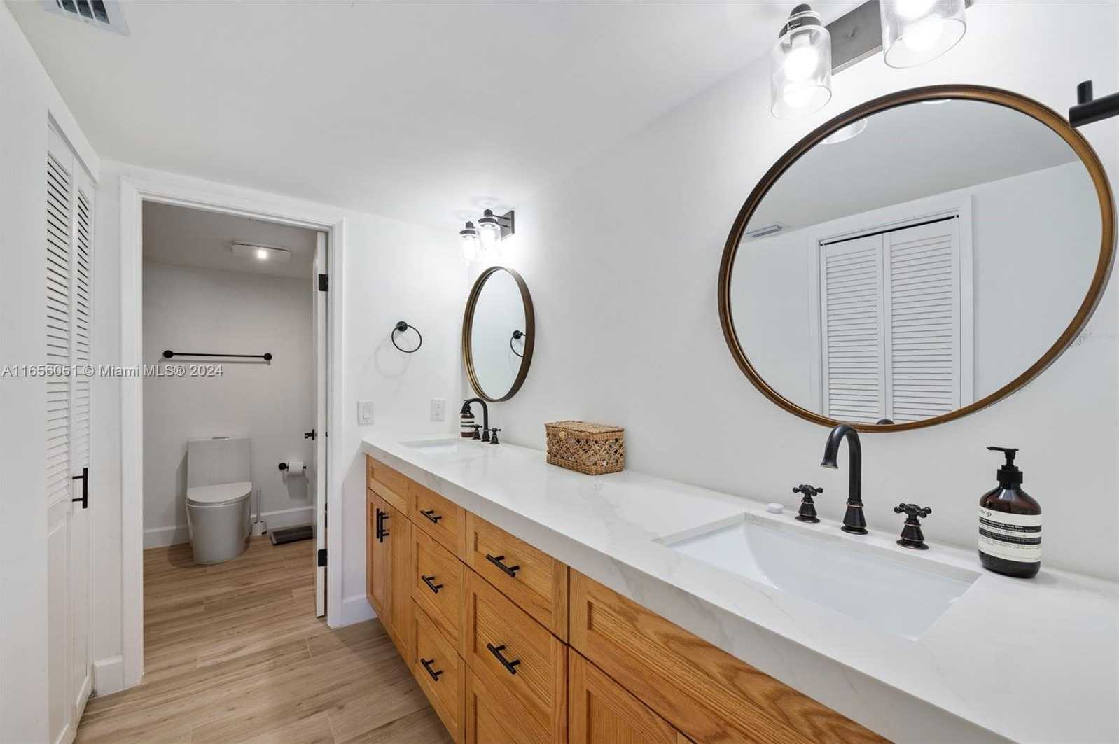 Small Image of 2600 CARDENA ST #11, Coral Gables Number 19