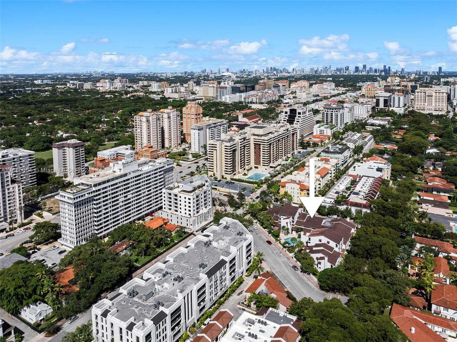 Small Image of 2600 CARDENA ST #11, Coral Gables Number 40