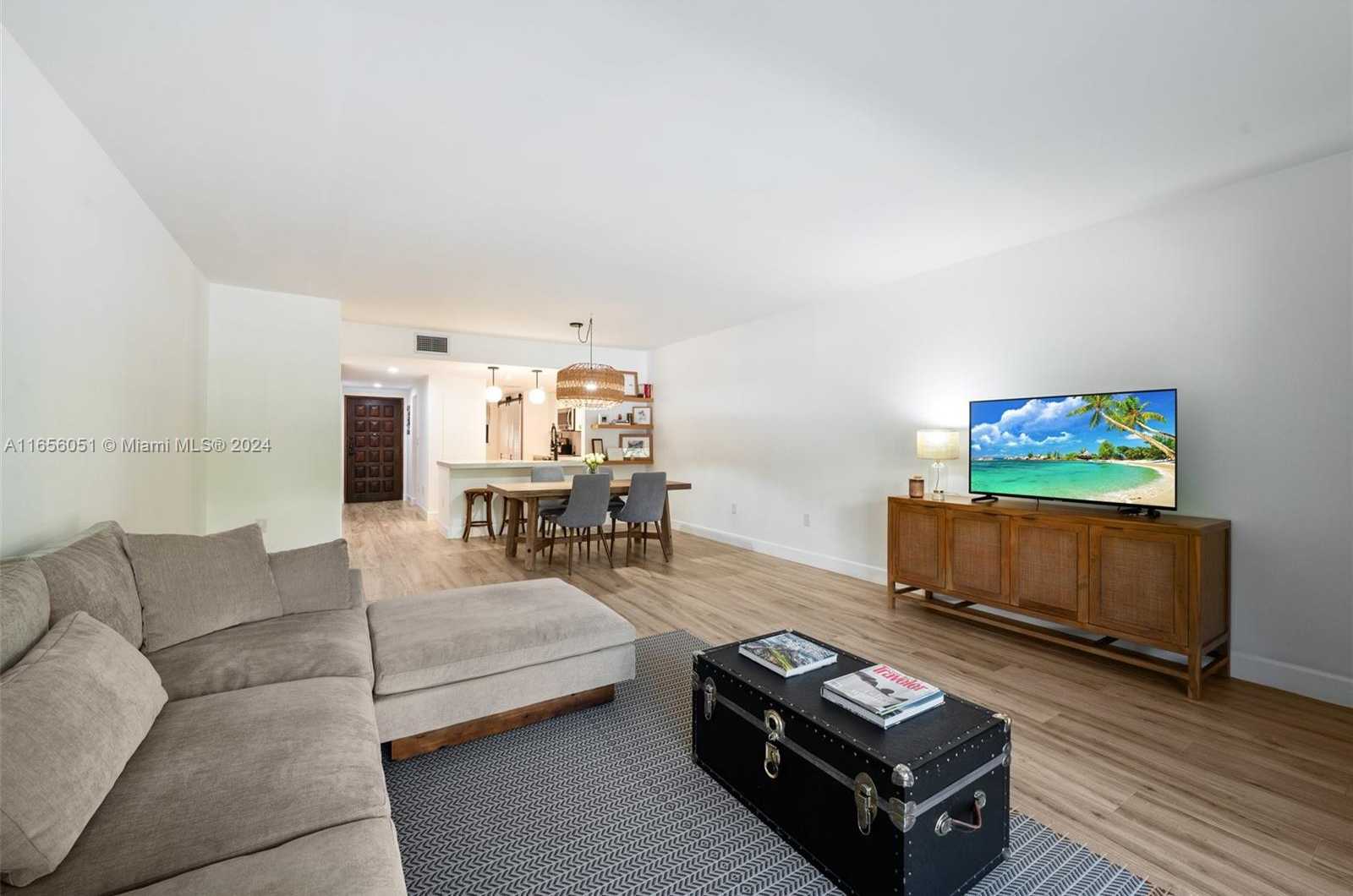 Small Image of 2600 CARDENA ST #11, Coral Gables Number 8