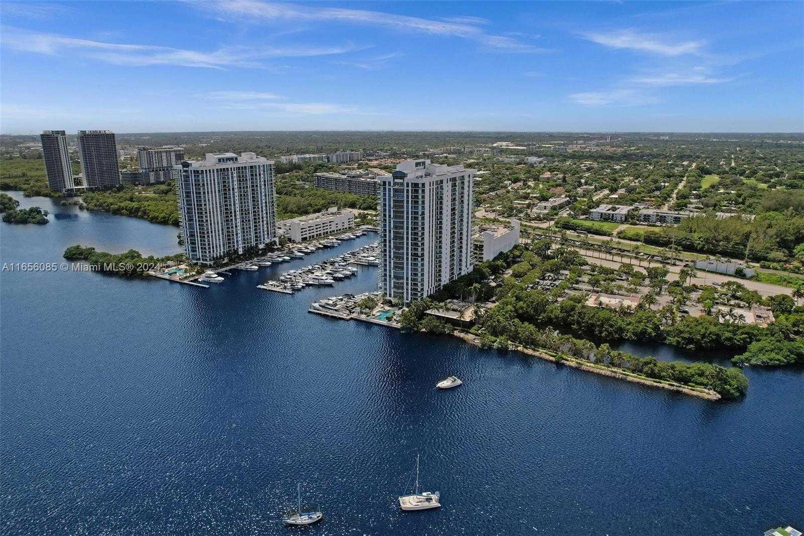 Small Image of 17301 BISCAYNE BLVD #1803, North Miami Beach Number 25