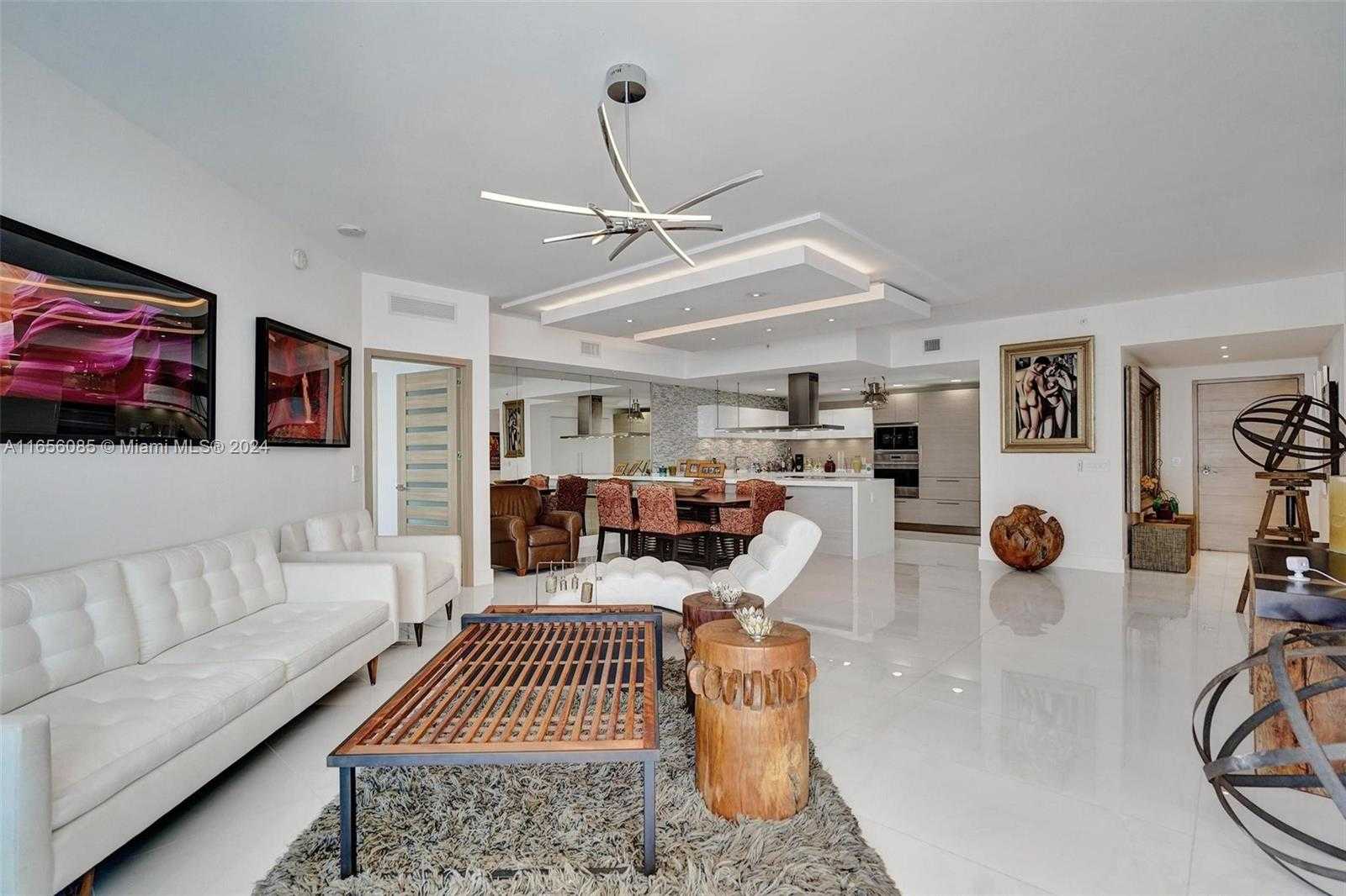 Small Image of 17301 BISCAYNE BLVD #1803, North Miami Beach Number 4