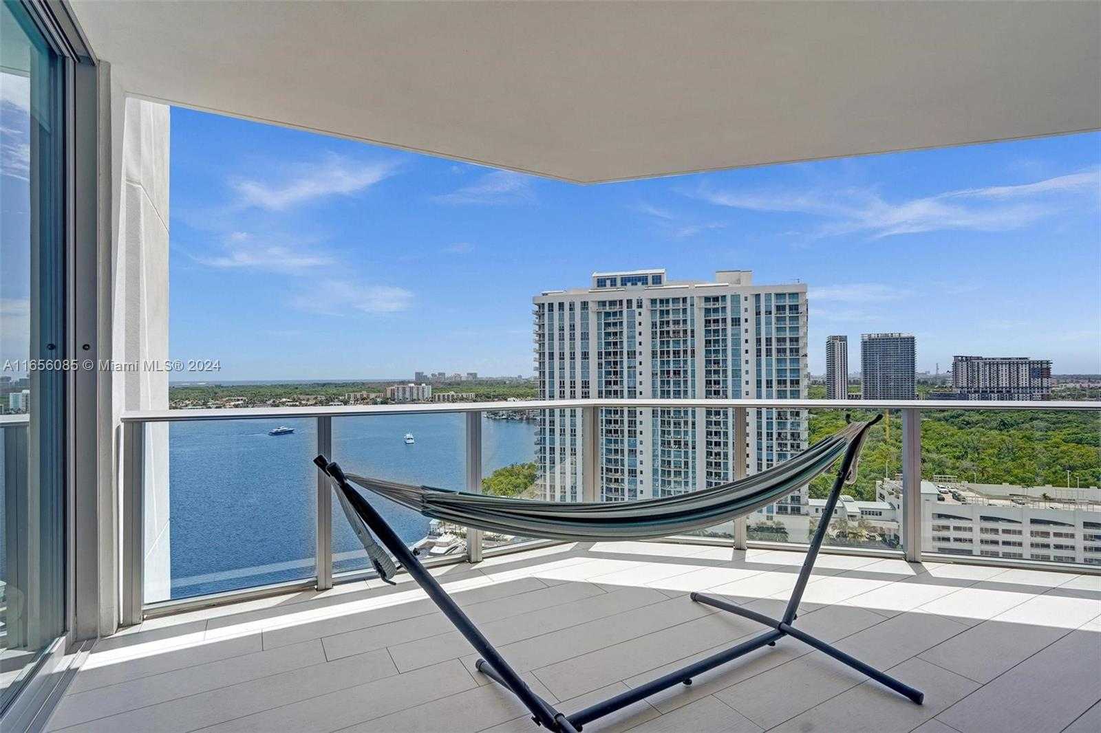 Small Image of 17301 BISCAYNE BLVD #1803, North Miami Beach Number 7