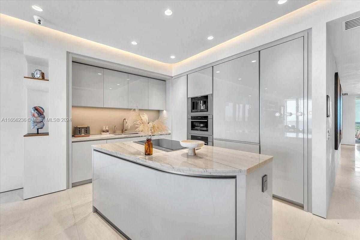 Small Image of 18975 COLLINS AVE #5302+Cabana 6, Sunny Isles Beach Number 22