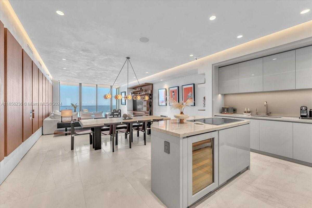 Small Image of 18975 COLLINS AVE #5302+Cabana 6, Sunny Isles Beach Number 23