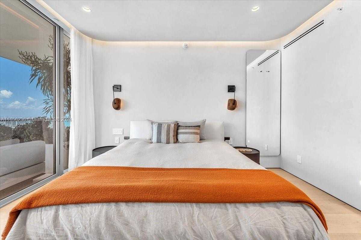 Small Image of 18975 COLLINS AVE #5302+Cabana 6, Sunny Isles Beach Number 36