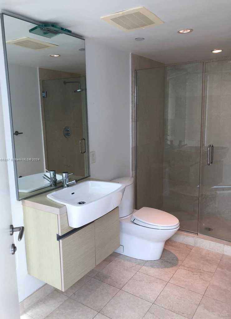 Small Image of 200 BISCAYNE BOULEVARD WAY #902, Miami Number 12