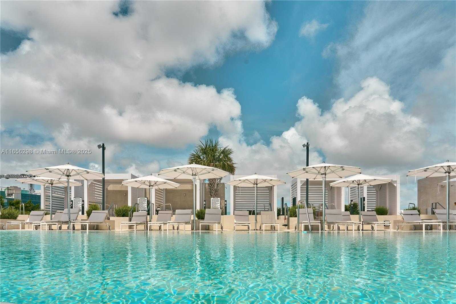 Small Image of 300 BISCAYNE BLVD WAY #6301, Miami Number 21