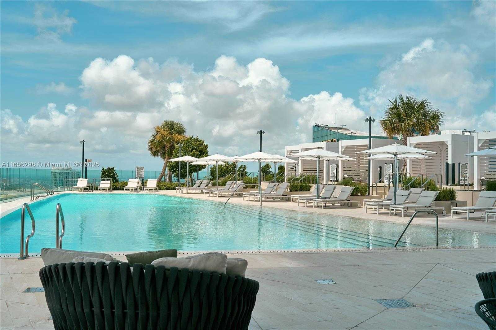 Small Image of 300 BISCAYNE BLVD WAY #6301, Miami Number 28