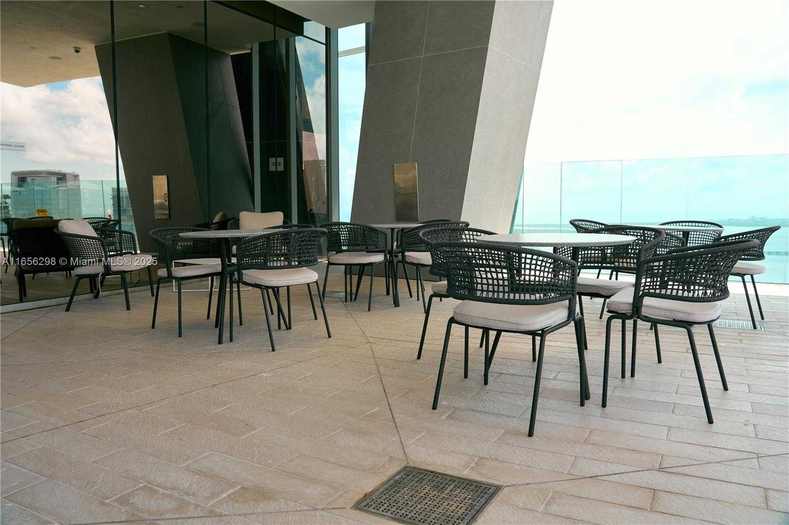 Small Image of 300 BISCAYNE BLVD WAY #6301, Miami Number 33