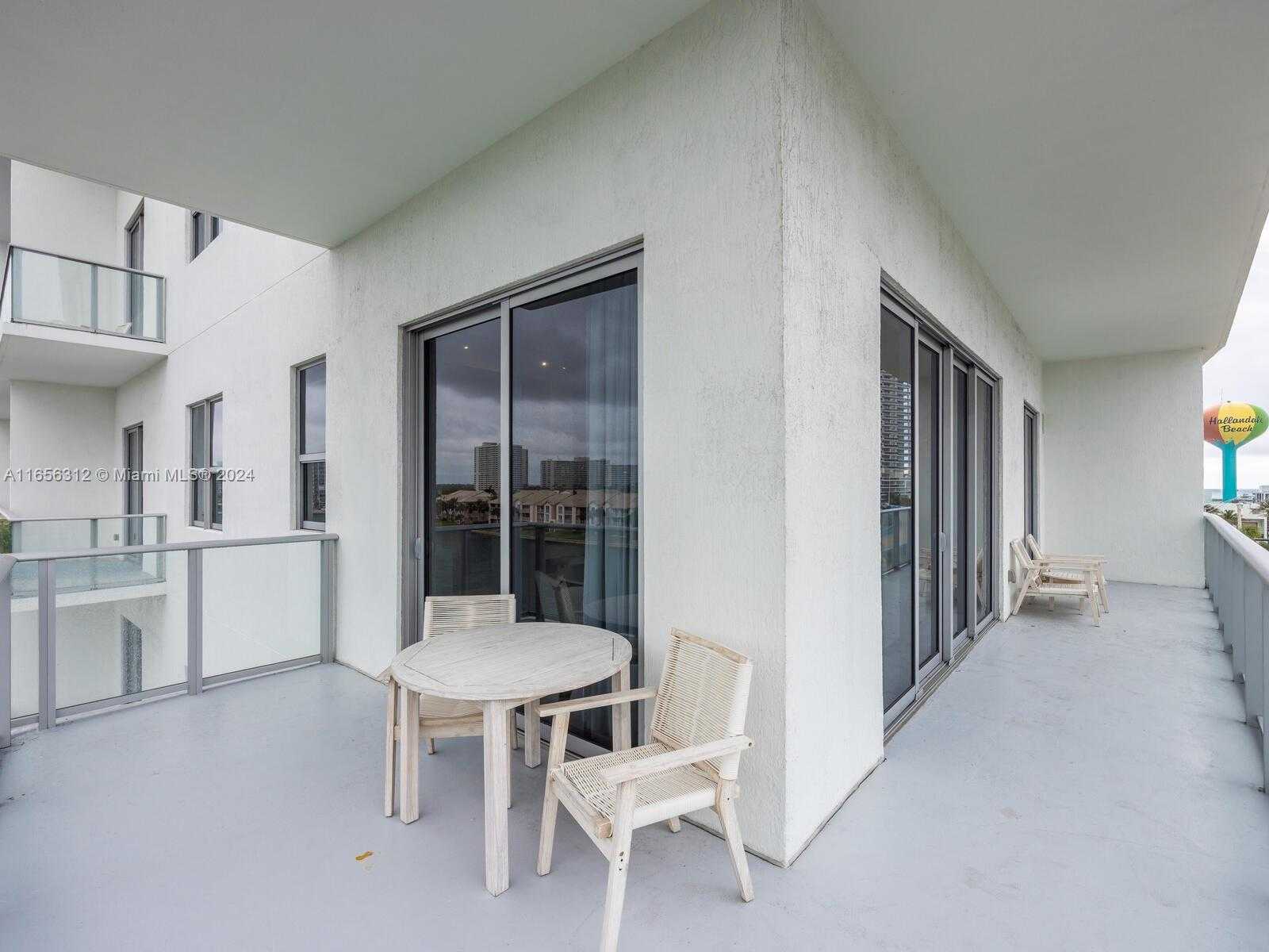 Small Image of 4010 SOUTH OCEAN DR #R408, Hollywood Number 60