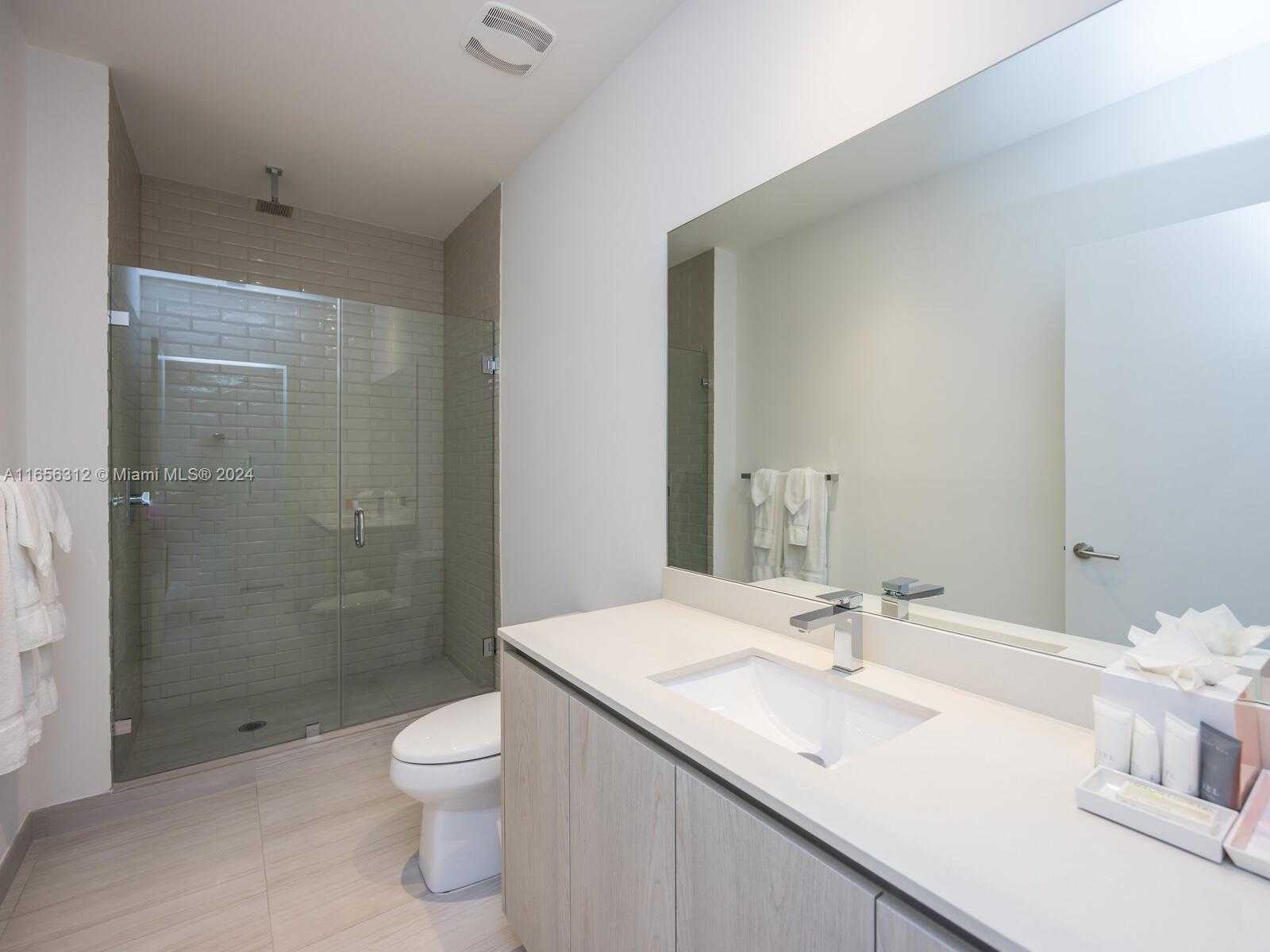 Small Image of 4010 SOUTH OCEAN DR #R408, Hollywood Number 81