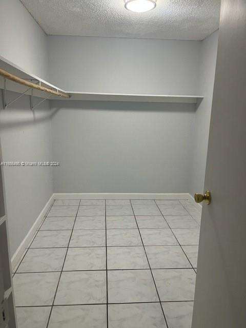 Small Image of 10411 SW 108th Ave, Miami, FL 33176, USA Number 8