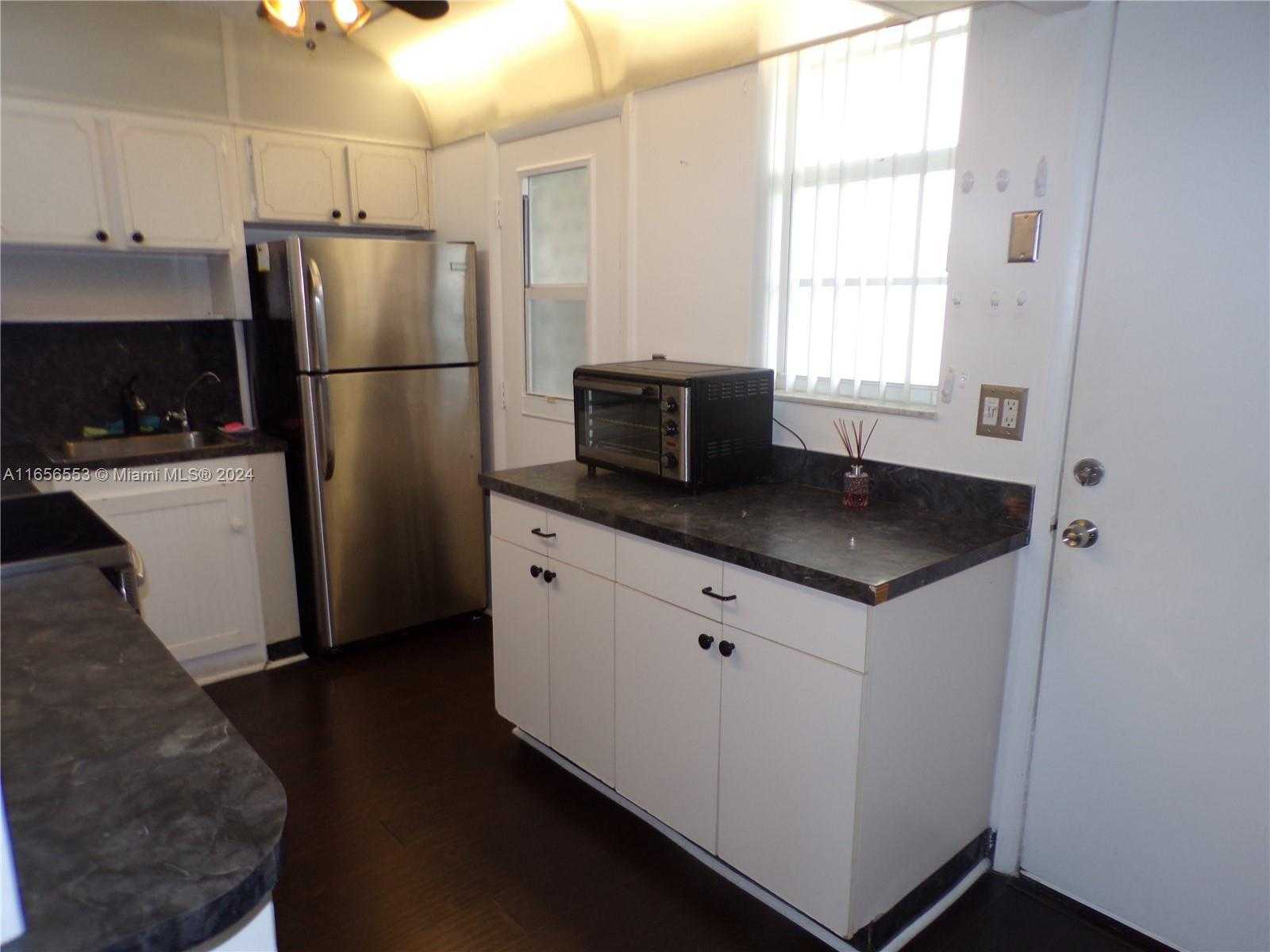 Small Image of 3030 MARCOS DR #T101, Aventura Number 13