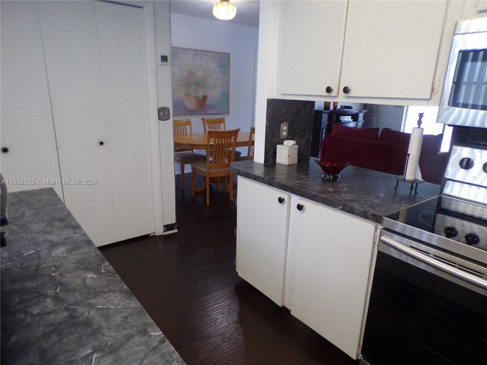 Small Image of 3030 MARCOS DR #T101, Aventura Number 19