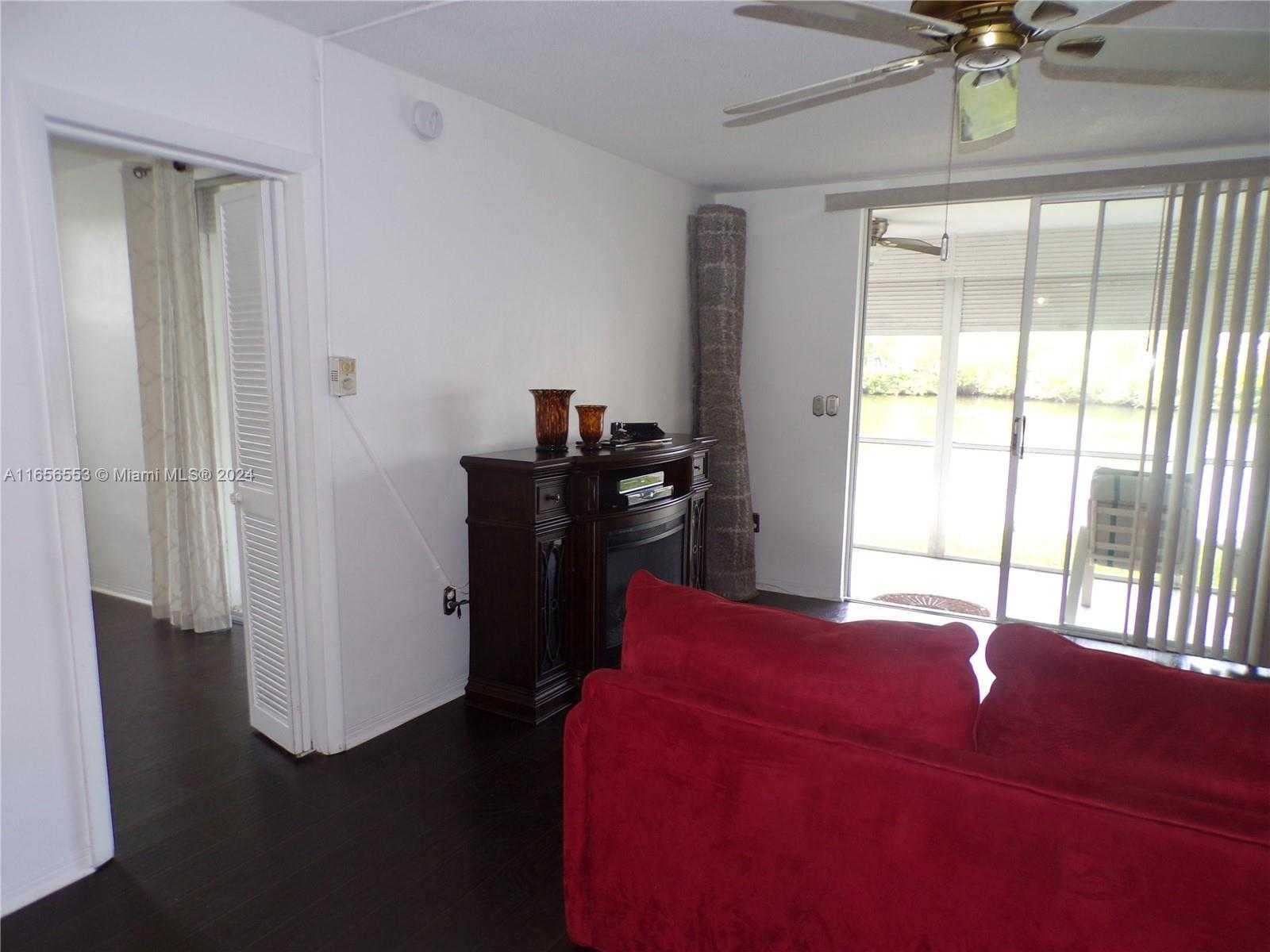 Small Image of 3030 MARCOS DR #T101, Aventura Number 29