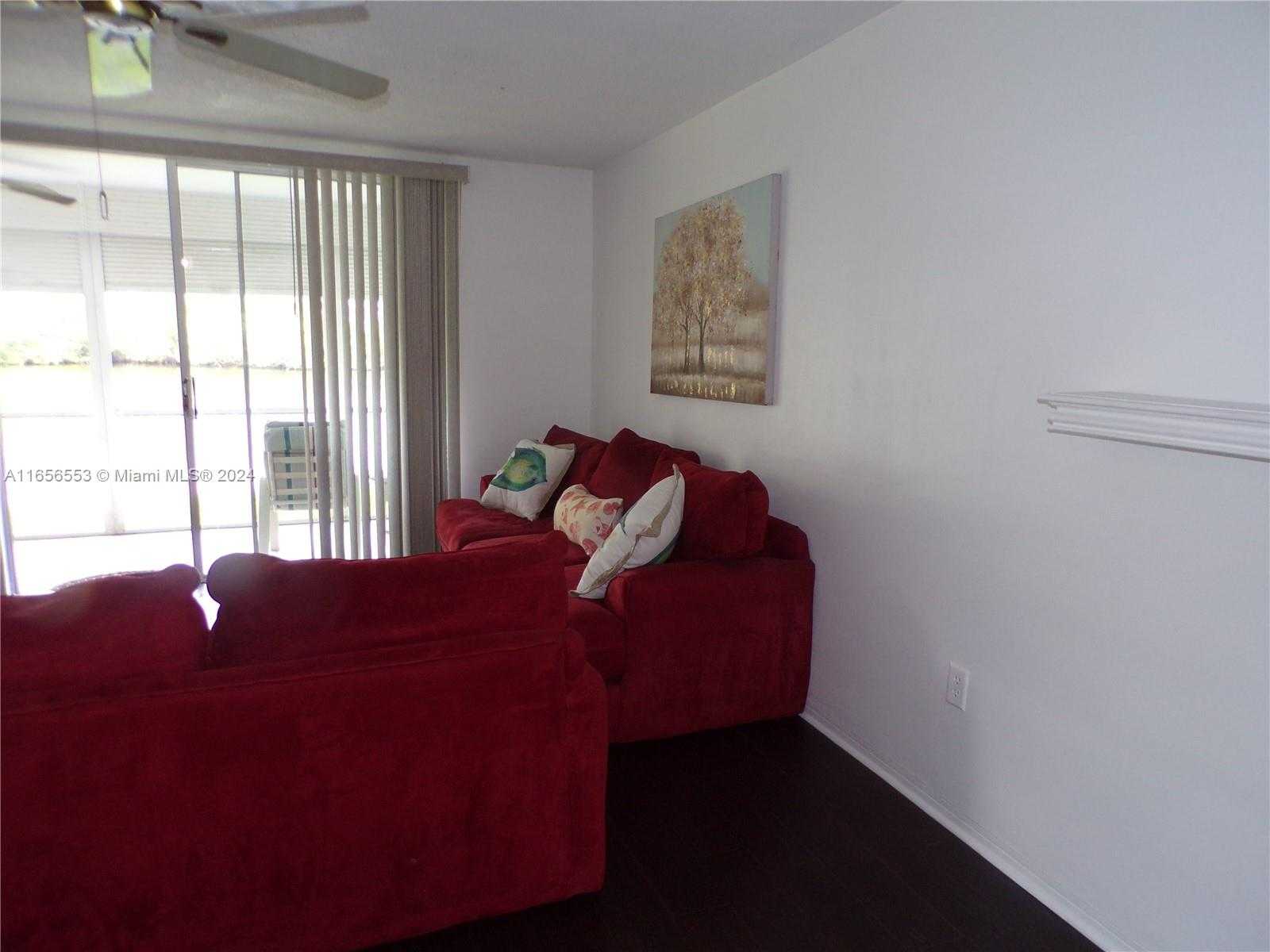 Small Image of 3030 MARCOS DR #T101, Aventura Number 36