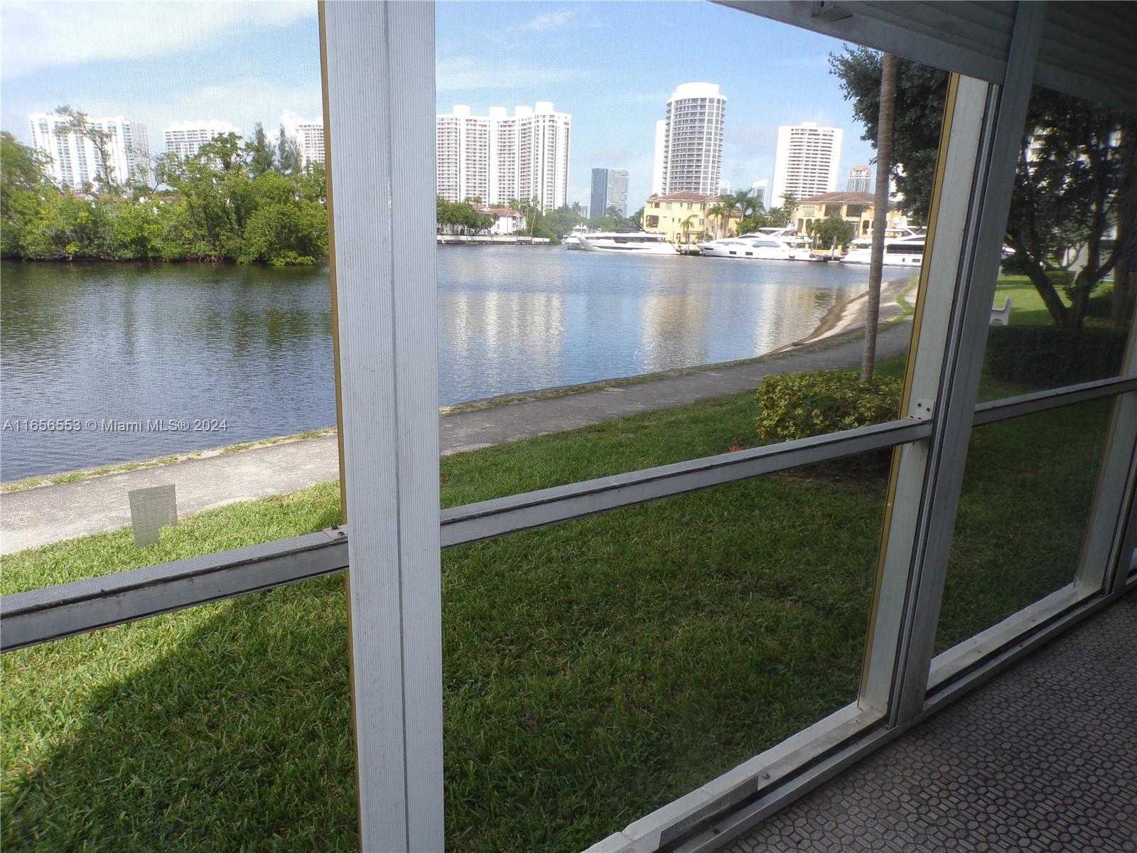 Small Image of 3030 MARCOS DR #T101, Aventura Number 4
