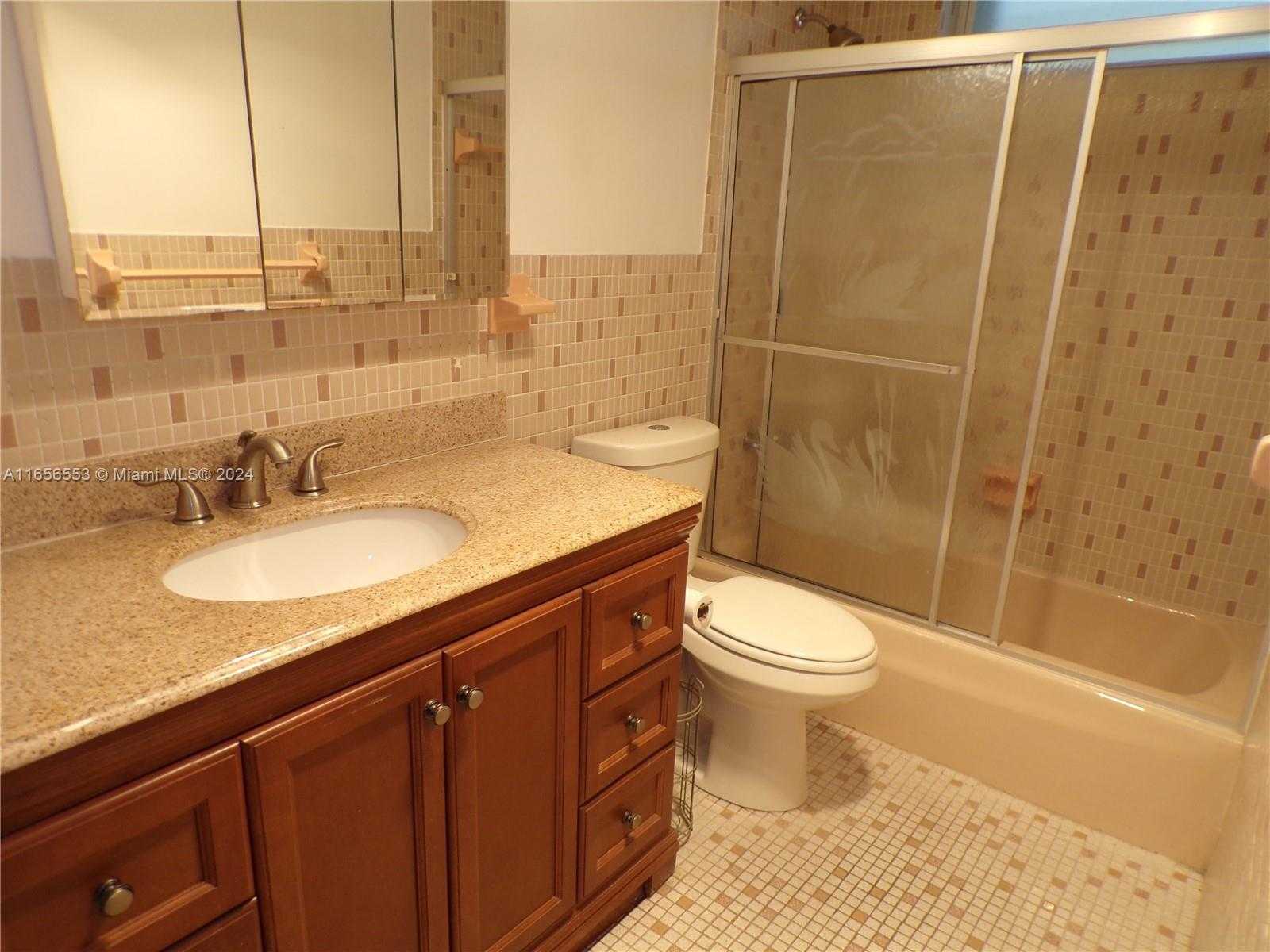 Small Image of 3030 MARCOS DR #T101, Aventura Number 43