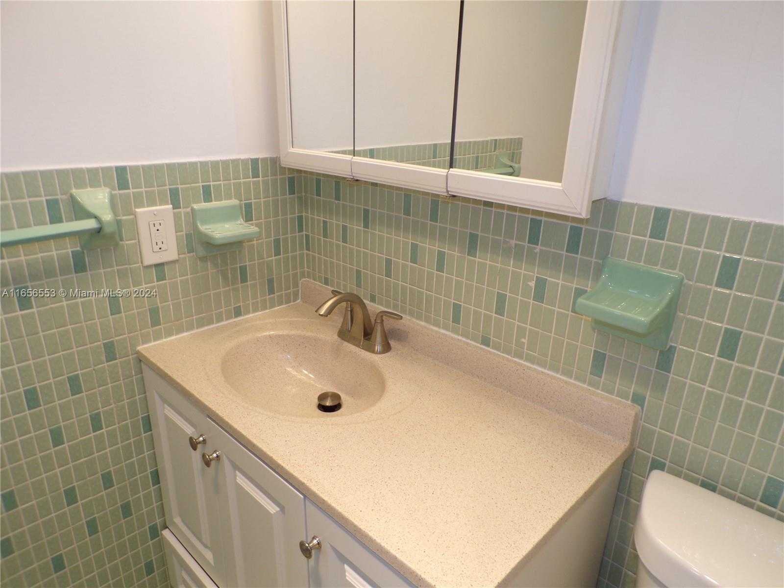 Small Image of 3030 MARCOS DR #T101, Aventura Number 52