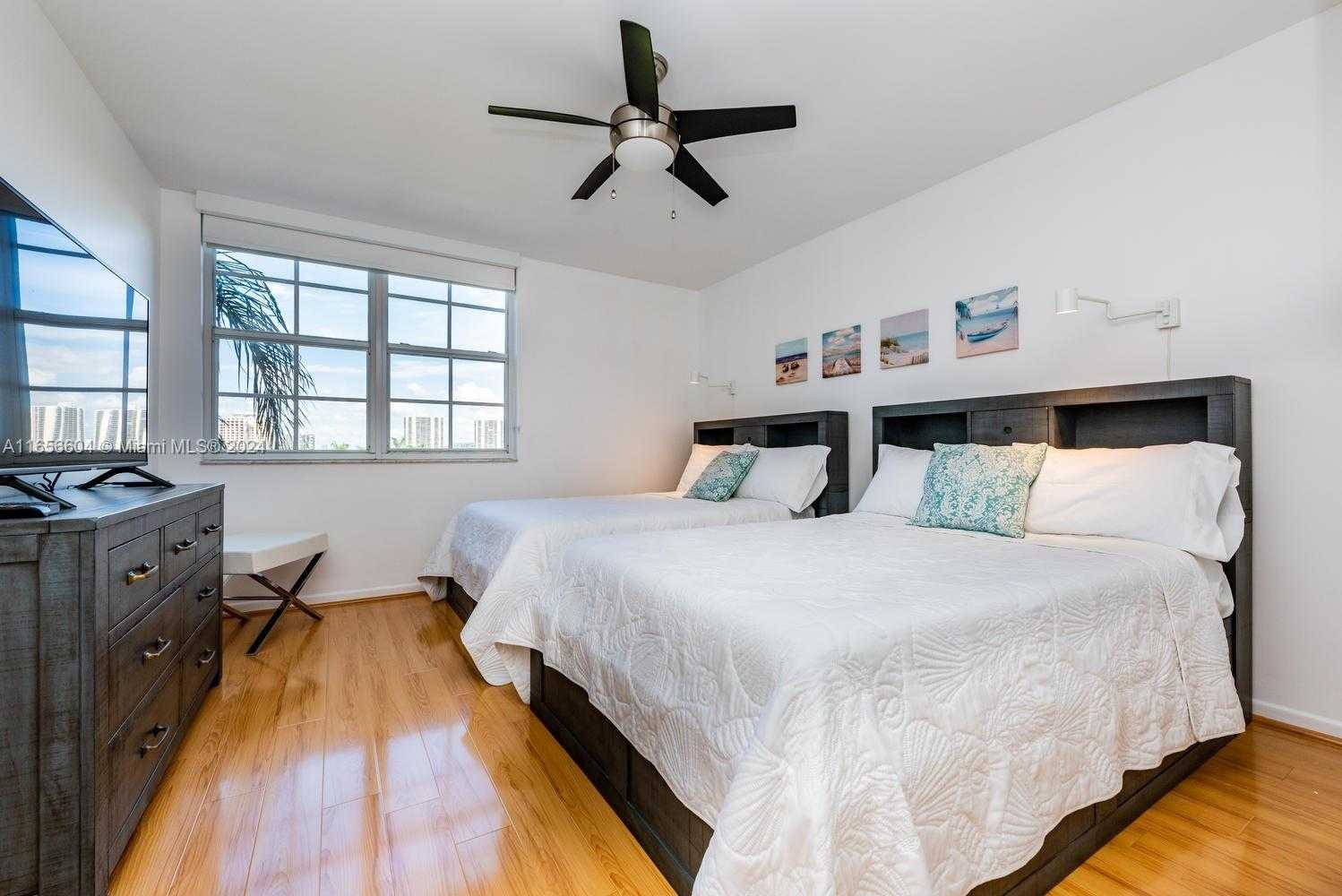 Small Image of 19801 EAST COUNTRY CLUB DR #4501, Aventura Number 30