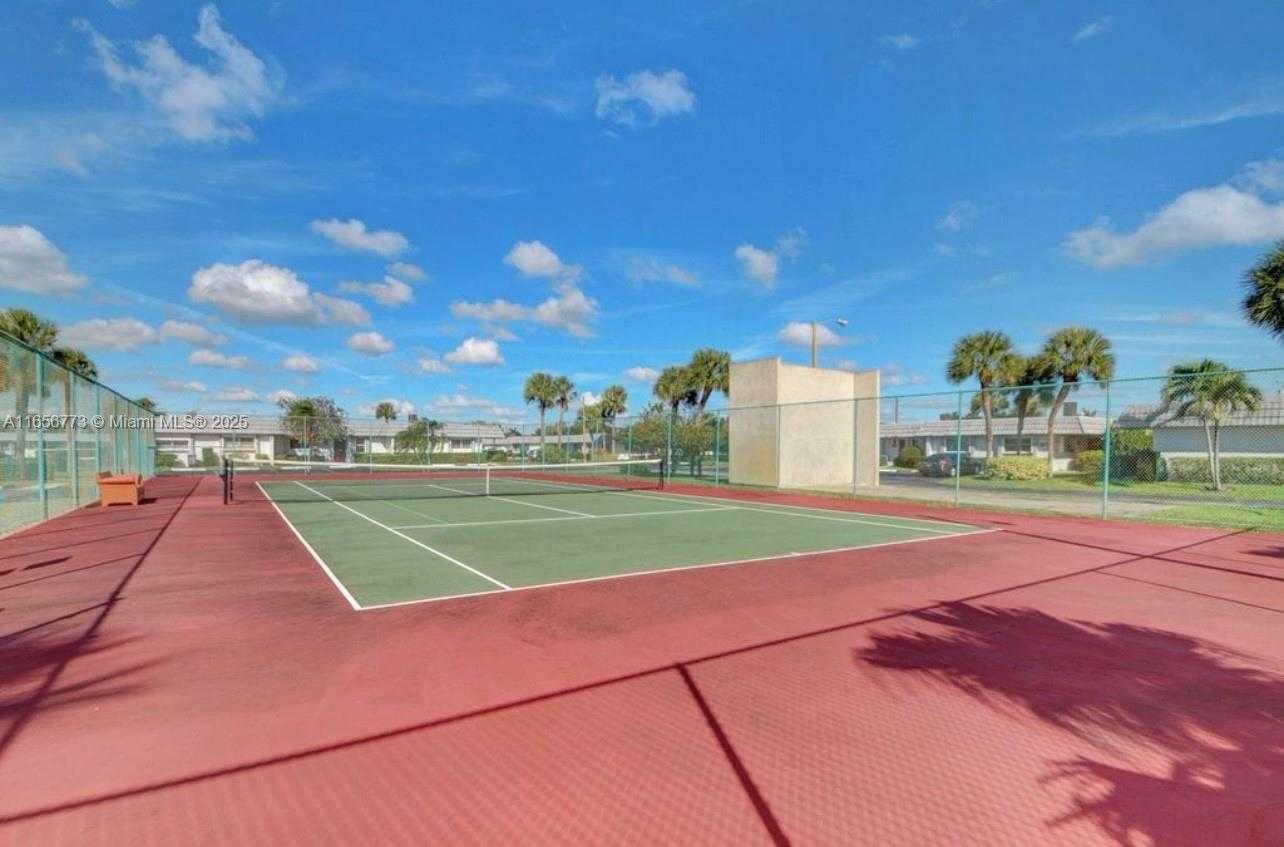 Small Image of 2886 EAST FERNLEY DR E #24, West Palm Beach Number 9