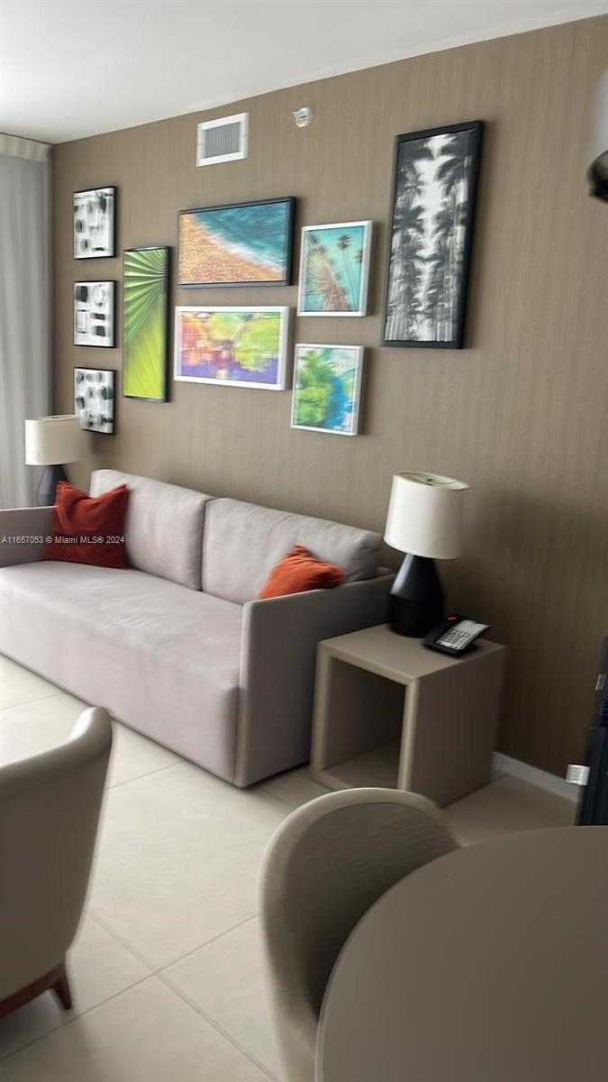 Small Image of 4111 SOUTH OCEAN DR #3405, Hollywood Number 2