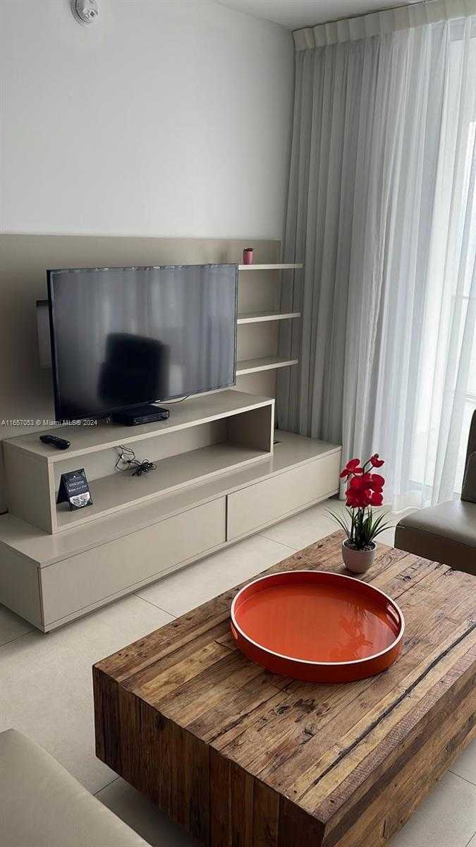 Small Image of 4111 SOUTH OCEAN DR #3405, Hollywood Number 4