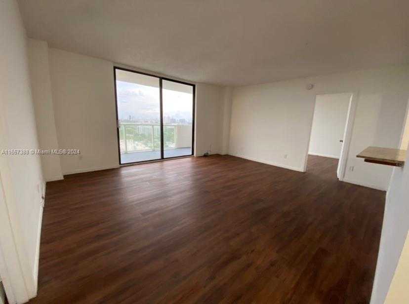 Small Image of 13499 BISCAYNE BLVD #1507, North Miami Number 14