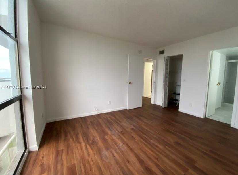 Small Image of 13499 BISCAYNE BLVD #1507, North Miami Number 26