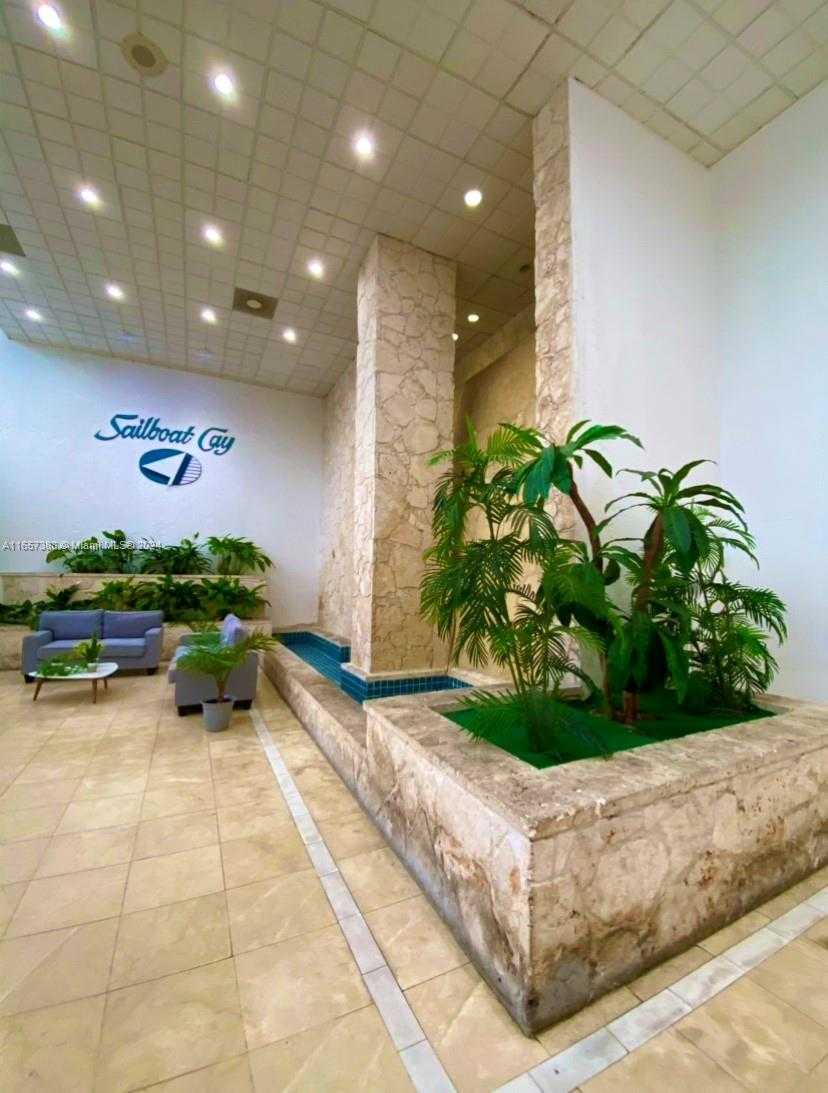 Small Image of 13499 BISCAYNE BLVD #1507, North Miami Number 29
