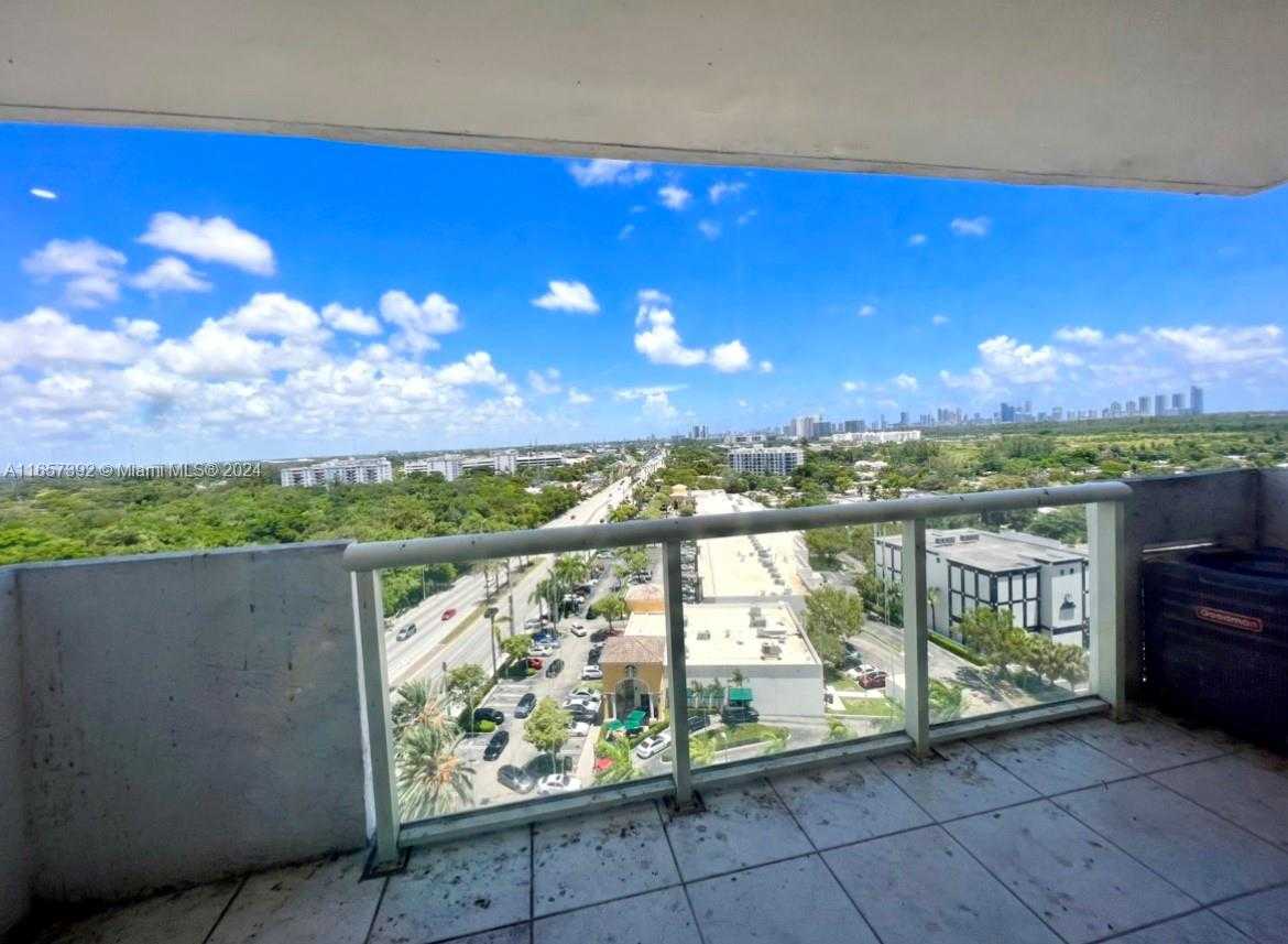 Small Image of 13499 BISCAYNE BLVD #1405, North Miami Number 18
