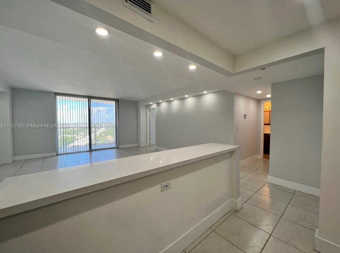 Small Image of 13499 BISCAYNE BLVD #1405, North Miami Number 5