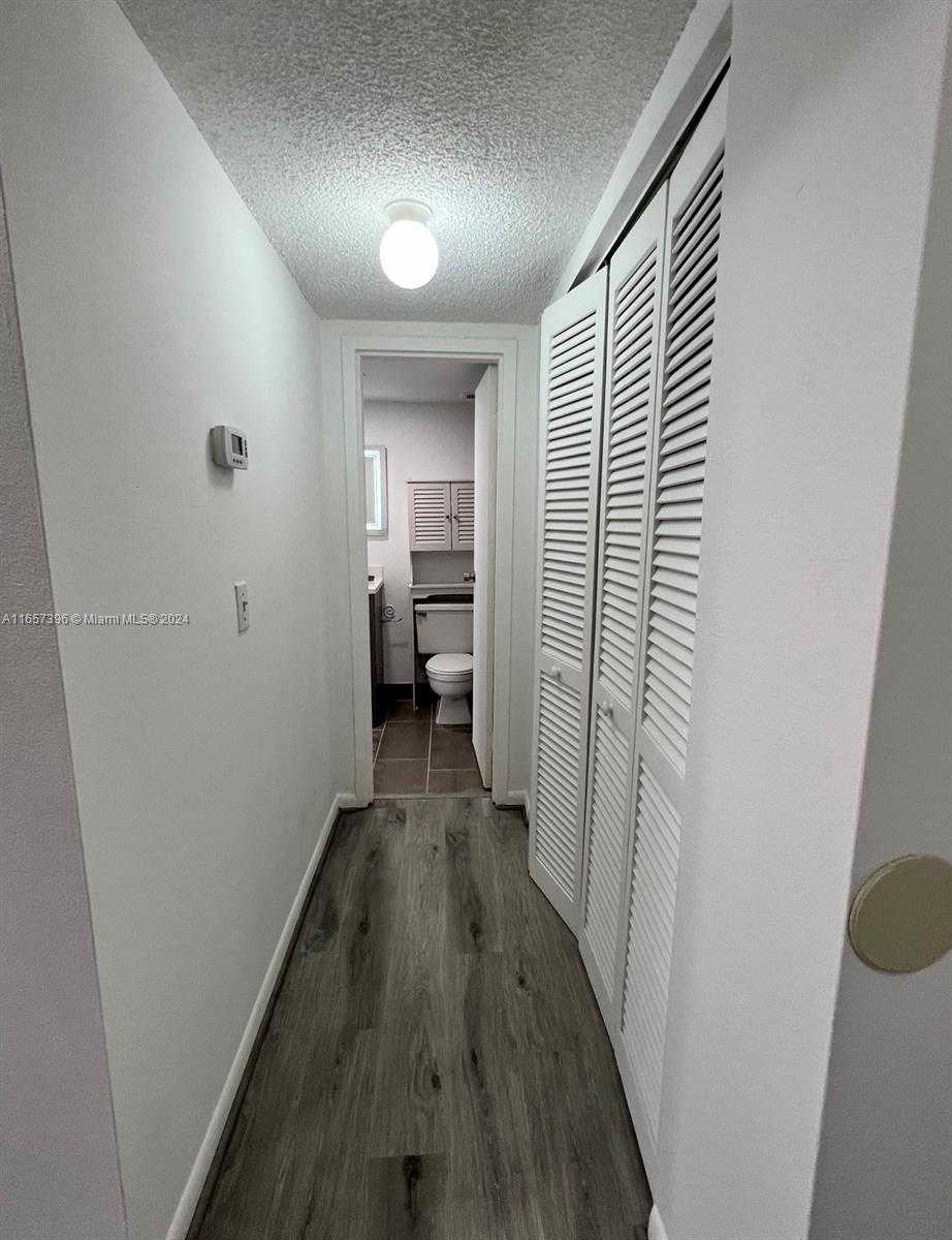Small Image of 13499 BISCAYNE BLVD #1205, North Miami Number 10