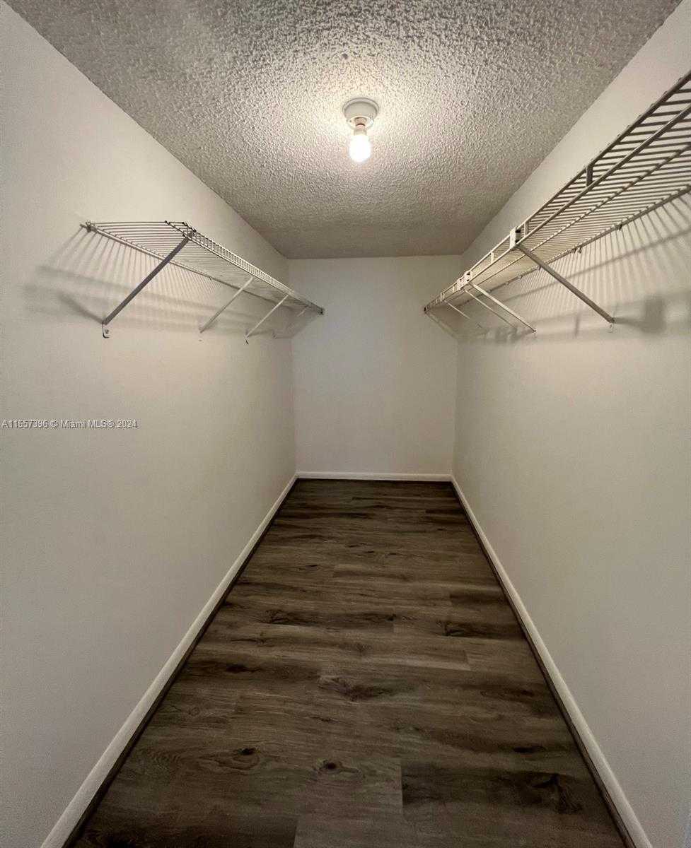 Small Image of 13499 BISCAYNE BLVD #1205, North Miami Number 16