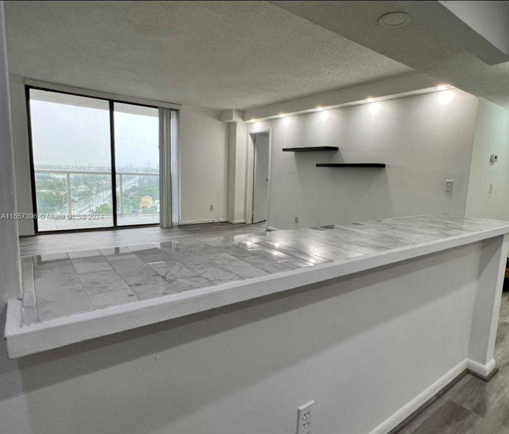 Small Image of 13499 BISCAYNE BLVD #1205, North Miami Number 6