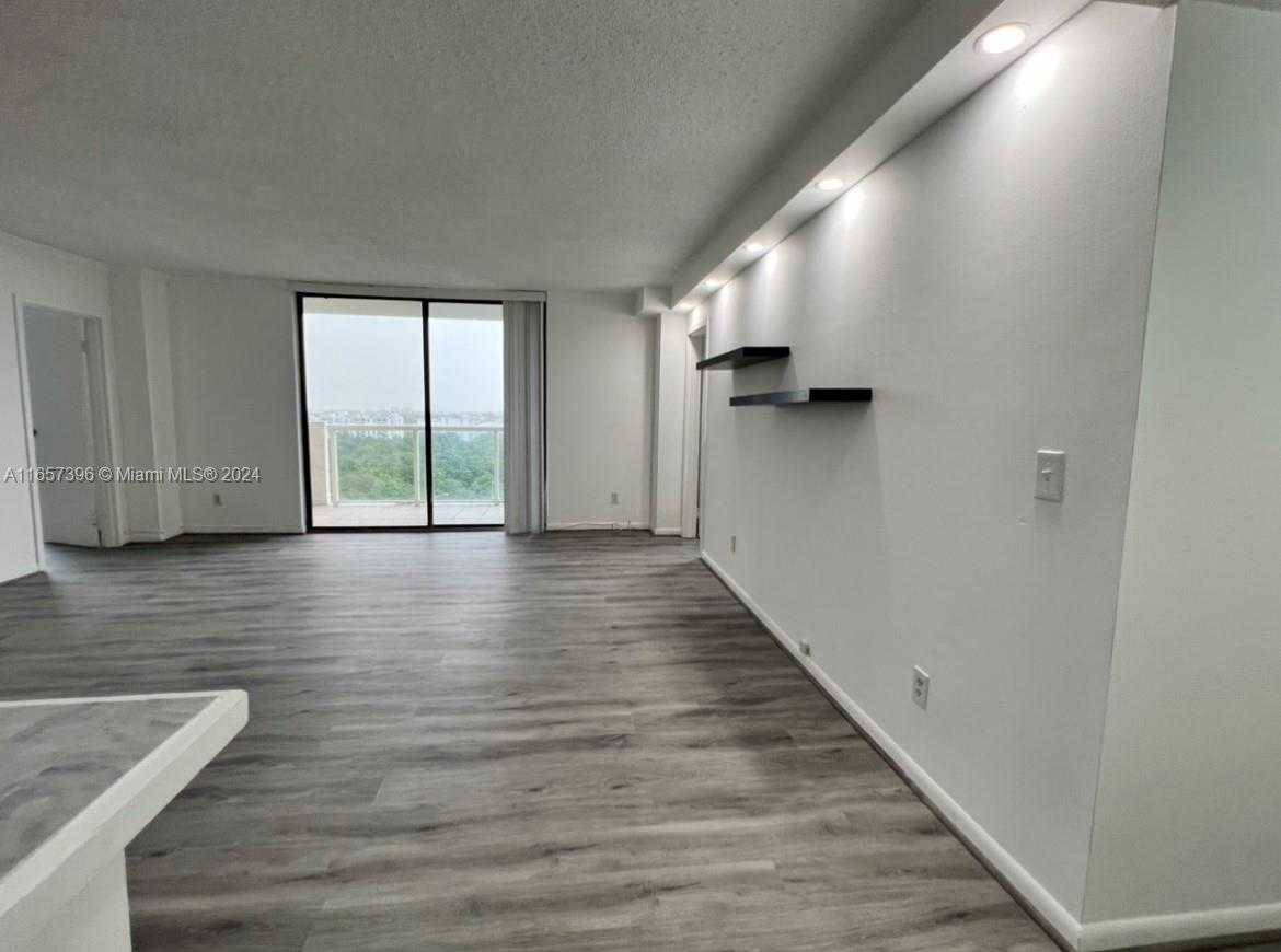 Small Image of 13499 BISCAYNE BLVD #1205, North Miami Number 9