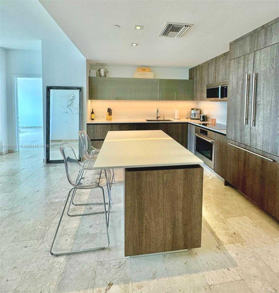 Small Image of 88 SOUTH WEST 7TH ST #1805, Miami Number 3
