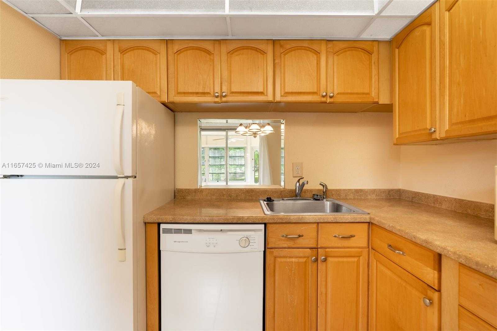 Small Image of 5830 NORTH WEST 64TH AVE #105, Tamarac Number 2