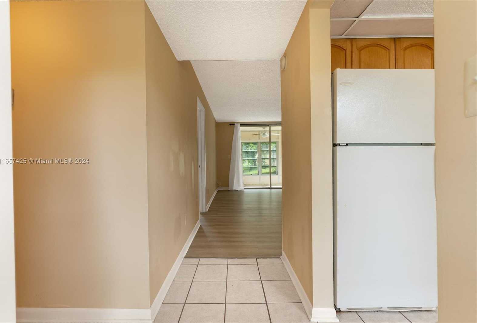 Small Image of 5830 NORTH WEST 64TH AVE #105, Tamarac Number 4