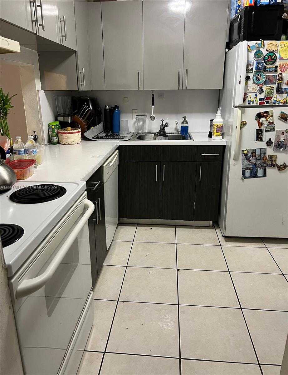 Small Image of 9972 SOUTH WEST 88TH ST #1104, Miami Number 7