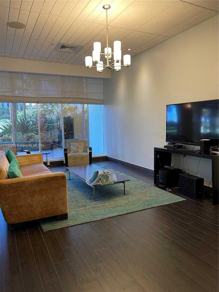 Small Image of 3801 SOUTH OCEAN DR #12M, Hollywood Number 38