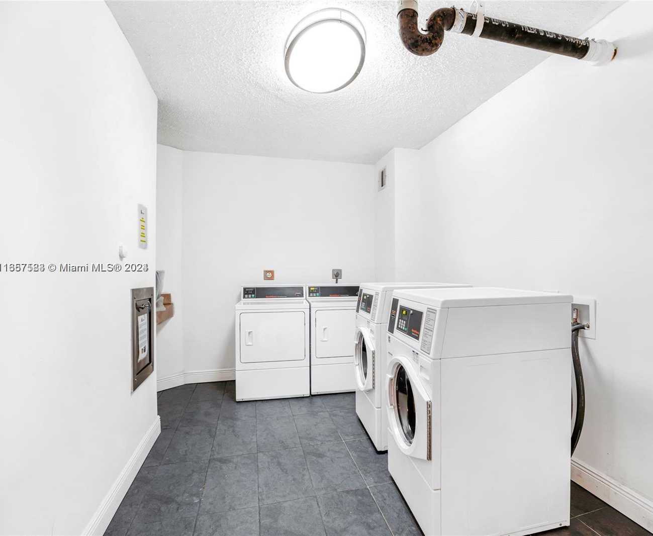 Small Image of 3801 SOUTH OCEAN DR #12M, Hollywood Number 49