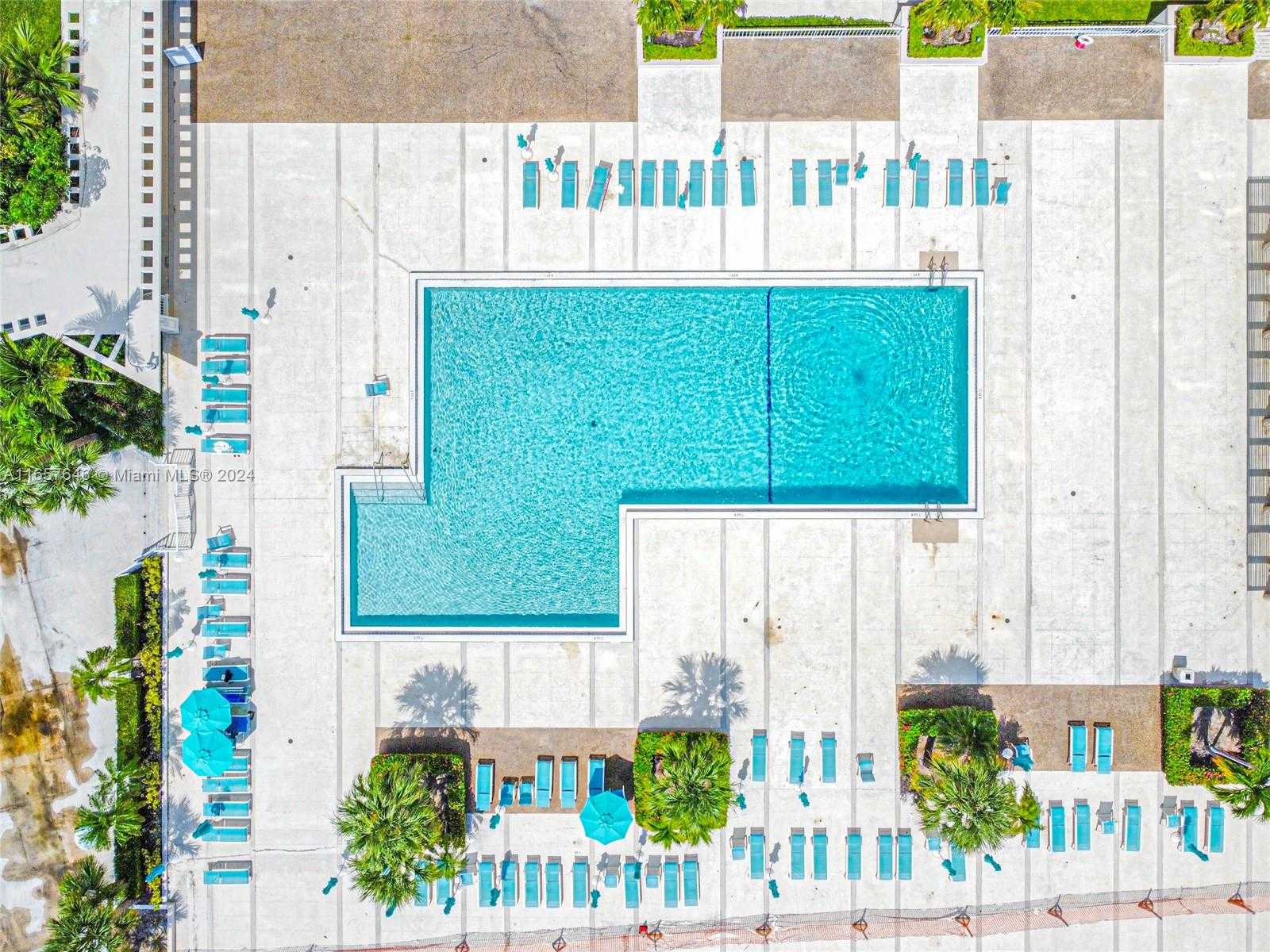Small Image of 300 BAYVIEW DR #1012, Sunny Isles Beach Number 59