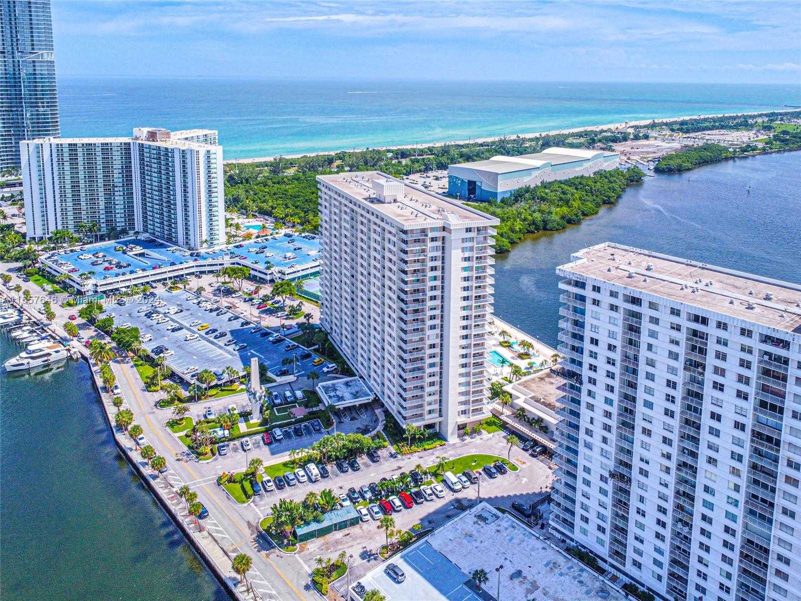 Small Image of 300 BAYVIEW DR #1012, Sunny Isles Beach Number 80