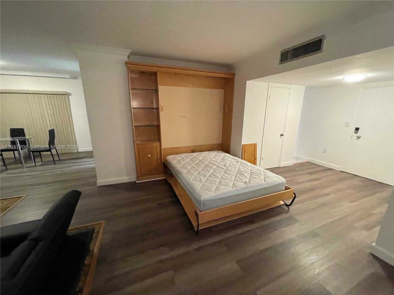 Small Image of 1075 92ND ST #504, Bay Harbor Islands Number 24