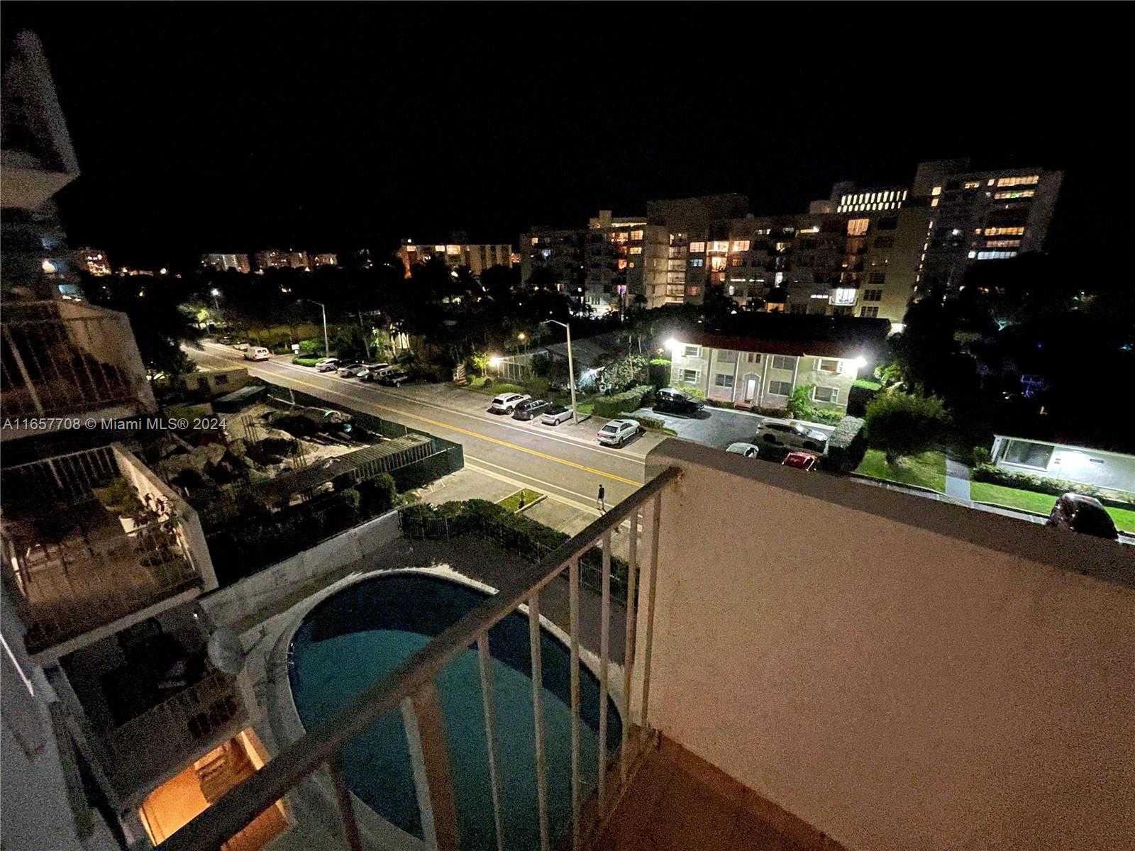 Small Image of 1075 92ND ST #504, Bay Harbor Islands Number 35