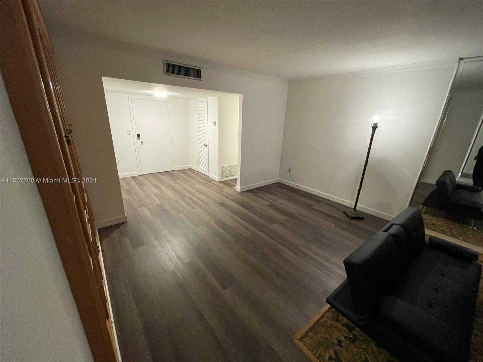 Small Image of 1075 92ND ST #504, Bay Harbor Islands Number 38
