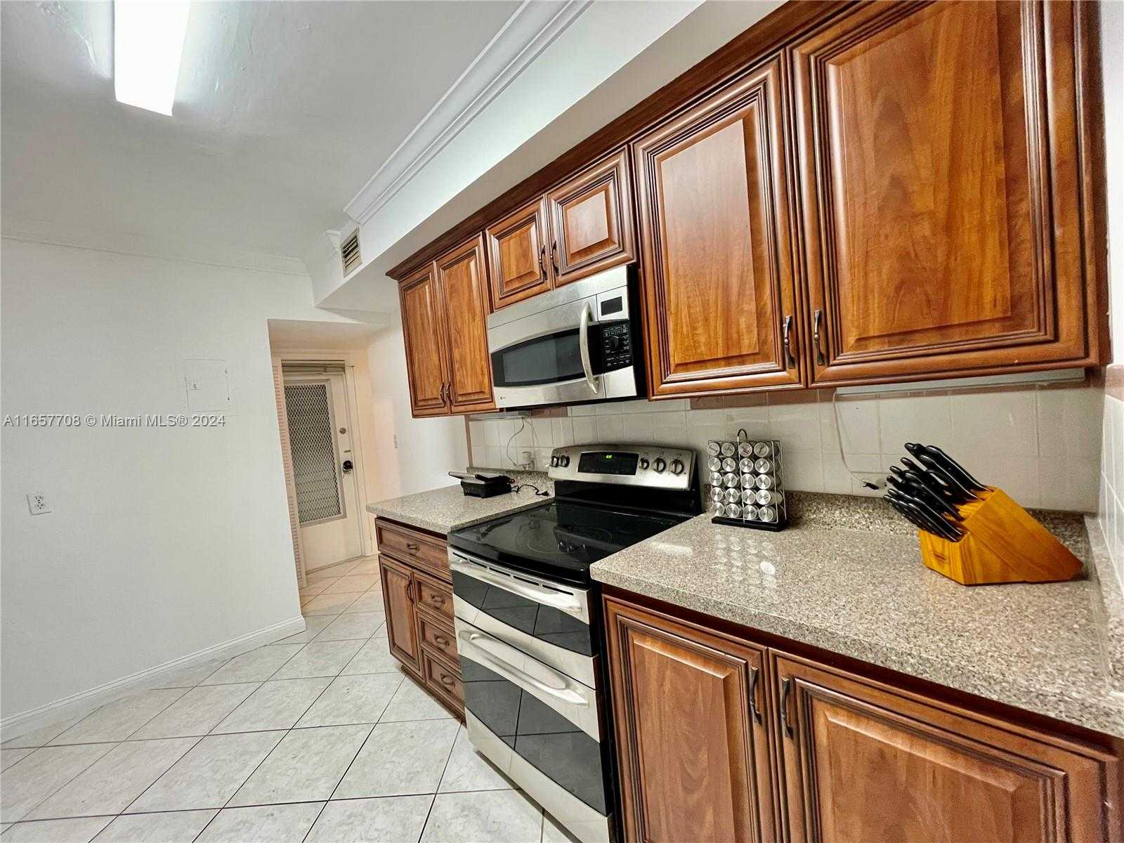 Small Image of 1075 92ND ST #504, Bay Harbor Islands Number 47